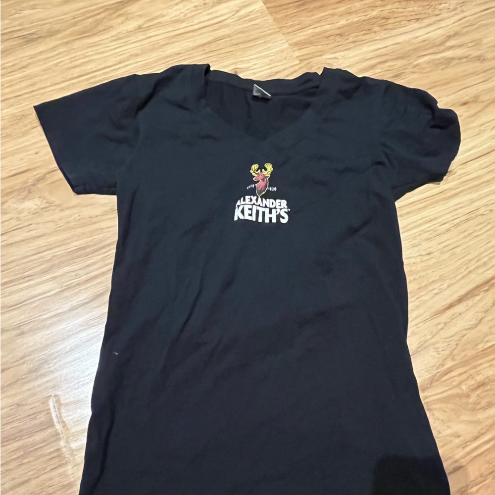 Vintage V-Neck Alexander Keith's Black T-Shirt